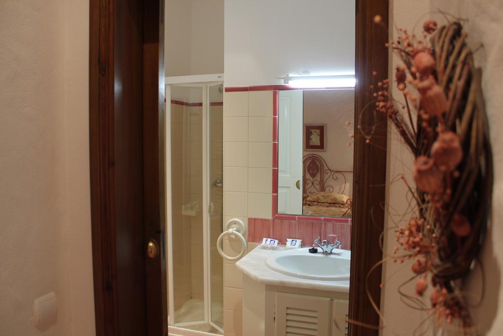 Casa Do Nato -Turismo Rural Viana do Castelo Room photo